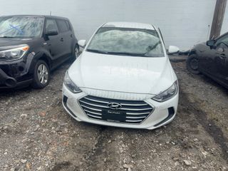 2018 Hyundai Elantra SEL - Exterior Front Center Image